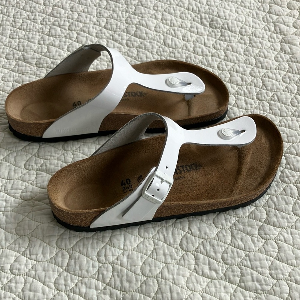 Gizeh Birkenstock white patent leather, size 40 regular, like new.
